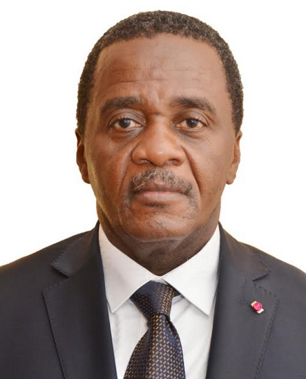 GASTON KOMBA